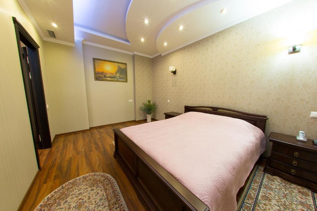 ホテル Royal Zaporizhia エクステリア 写真